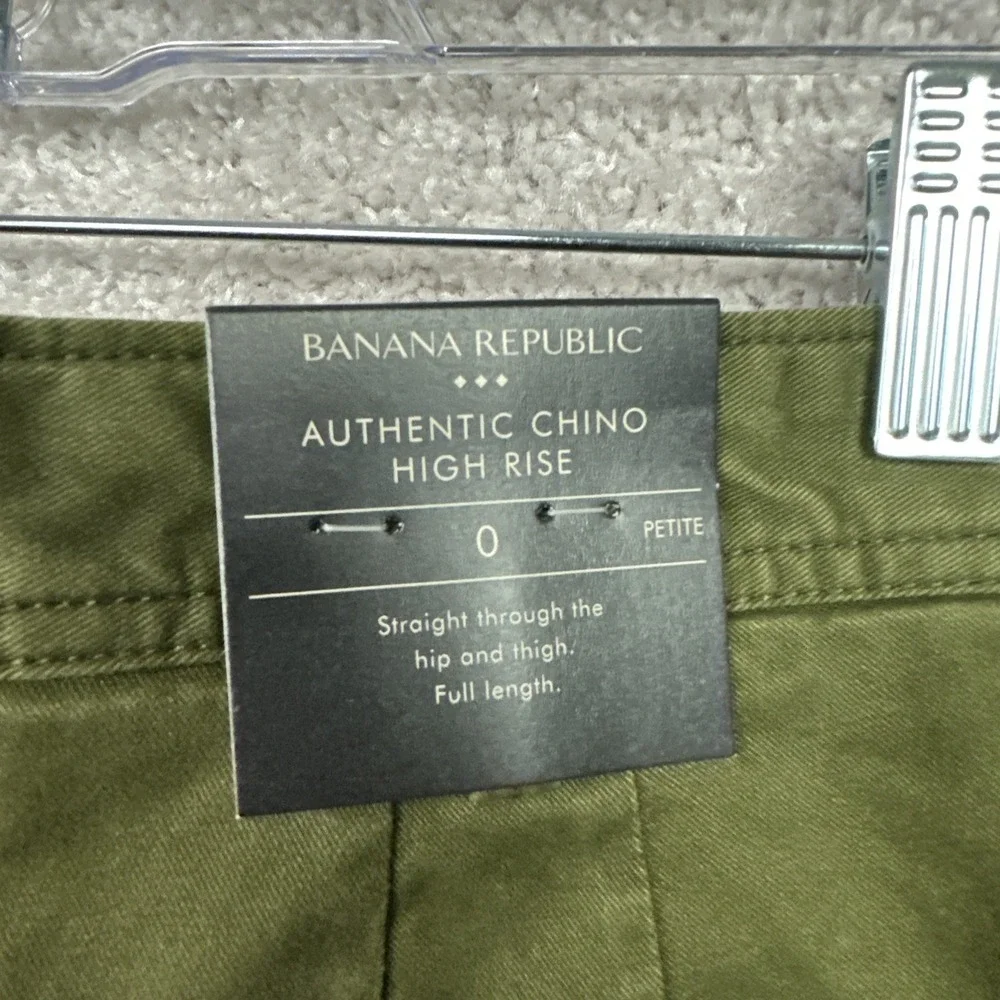 NWT Banana Republic High Rise Authentic Chino Twill‎ Straight Pant Olive Green 0
